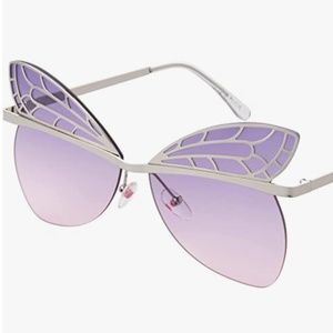 NWT Betsey Johnson purple gradient butterfly sunglasses
